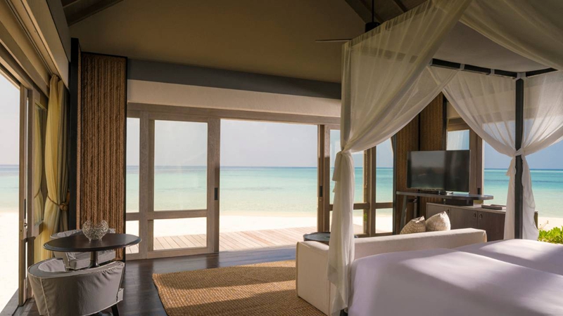 房型内部设施图片参考，如无边泳池与电视及音响， 三卧室沙滩别墅-Three Bedroom Becah Villa maldievs(四季沃亚瓦私人岛 four saesaon private island at voavah) 